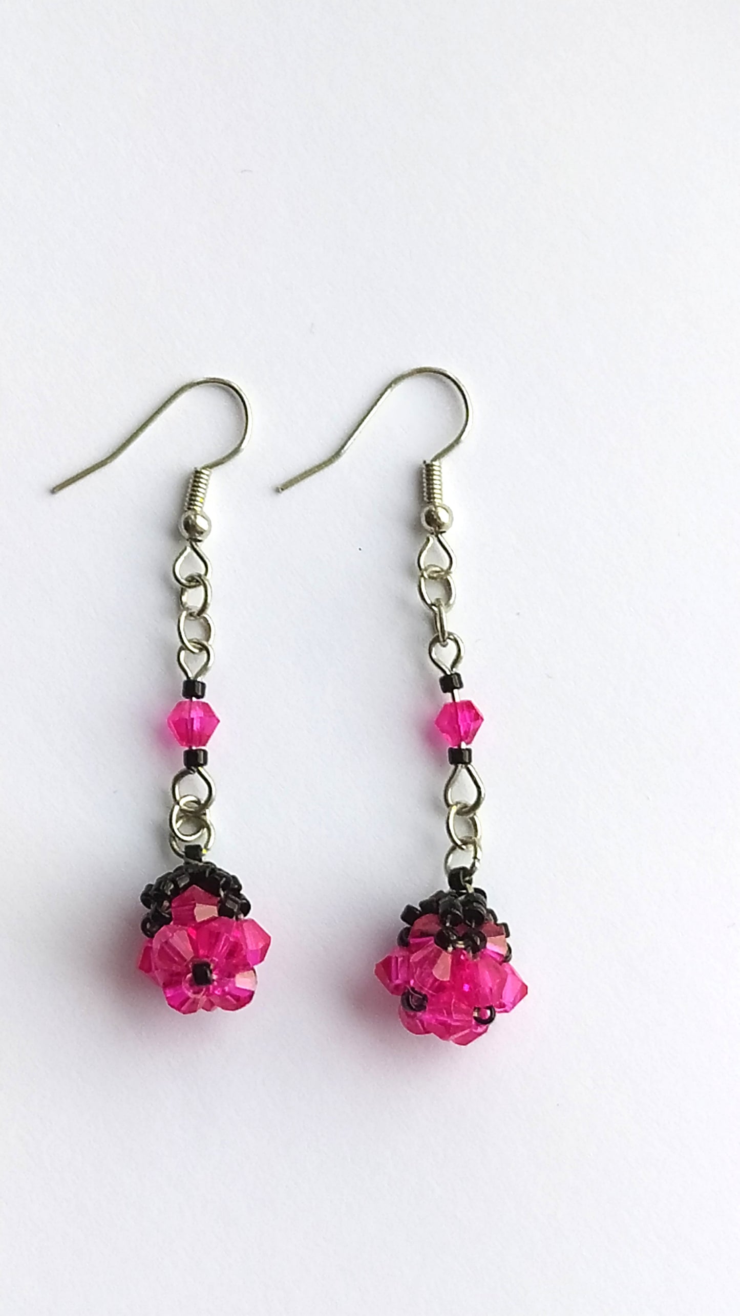 Beautiful earrings with beads. Handmade.